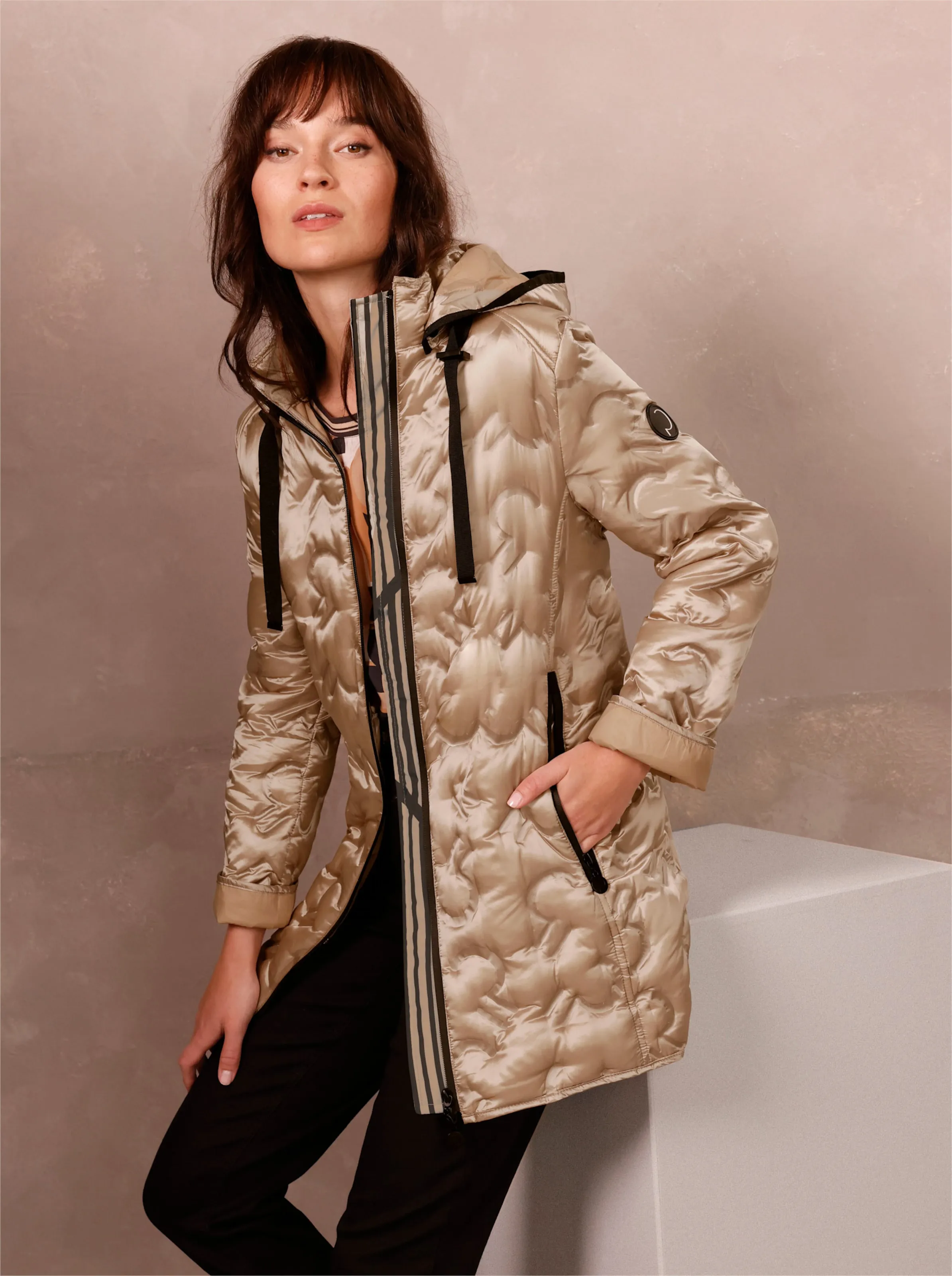 CREATION L PREMIUM Daunen-Jacke in beige